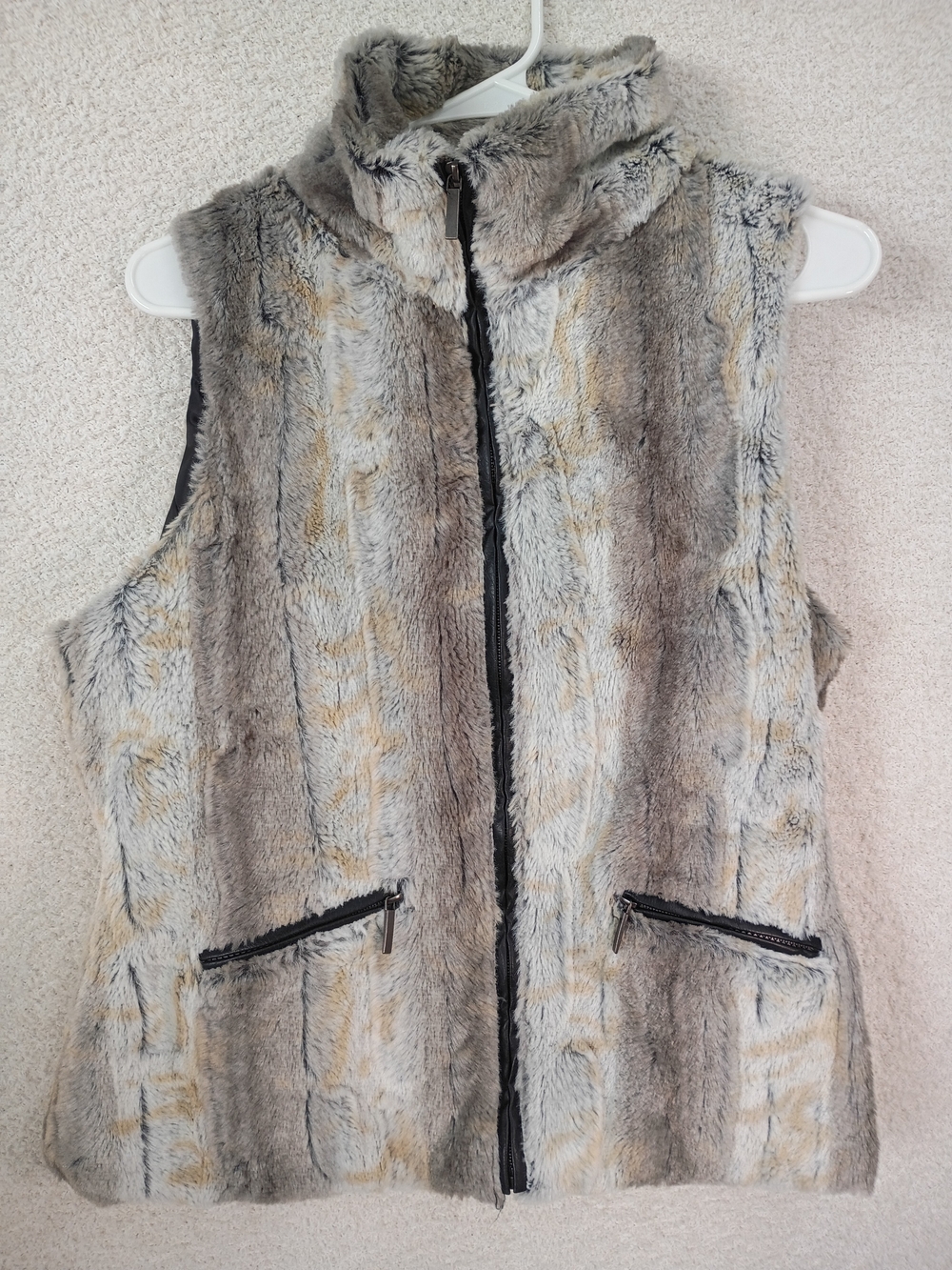 Yoki Gray Faux Fur Zip-Up Vest